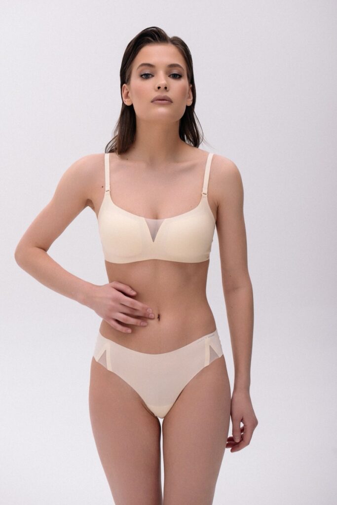 sku: W22-1293-BZO-SZ | Brand: Marc Andre  | Size: 36 38 40 42 44 46  | Colors: Ваниль  | Бренды Marc&Andre | Трусы Нижнее белье Бразильяна | Title: Бразильяна TENDER SKIN