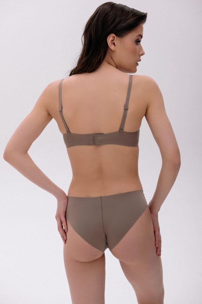 sku: W21-1393-BZO-SZ | Brand: Marc Andre  | Size: 36 38 40 42 44 46  | Colors: Мокко  | Бренды Marc&Andre | Трусы Нижнее белье Бразильяна | Title: Бразильяна SECOND SKIN