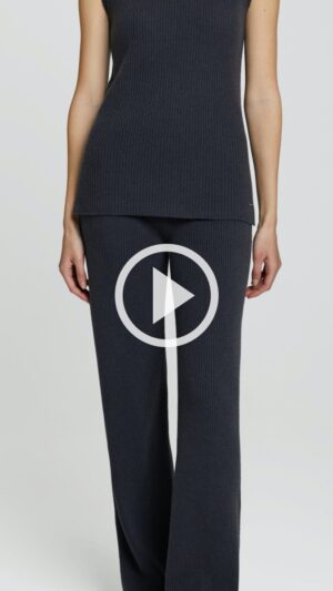sku: W23-00CH0810 | Brand: Marc Andre  | Size: 36 38 40 42 44 46  | Colors: Серый  | Бренды Marc&Andre | Кашемир Брюки | Title: Брюки ELEGANT CONTUR