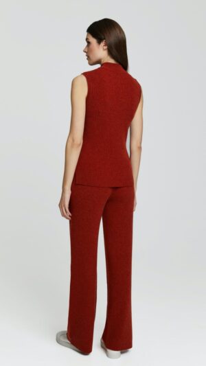 sku: W23-00CH0510 | Brand: Marc Andre  | Size: 36 38 40 42 44 46  | Colors: Красный  | Бренды Marc&Andre | Кашемир Брюки | Title: Брюки ELEGANT CONTUR