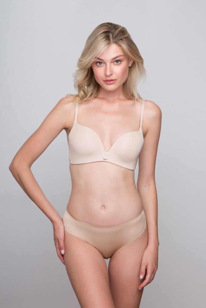 sku: 77034 | Brand: Rose&Petal  | Size: 65 A 65 B 65 С 65 D 65 E 65 F 70 A 70 B 70 C 70 D 70 E 70 F 75 A 75 B 75 C 75 D 75 E 75 F 80 A 80 B 80 C 80 D 80 E 80 F 85 A 85 B 85 C 85 D 85 E 85 F  | Colors: Золотистый Загар Черный  | Бренды Rose&Petal | Бюстгальтер Нижнее белье Пуш-ап | Title: Бюстгальтер MERCURIE