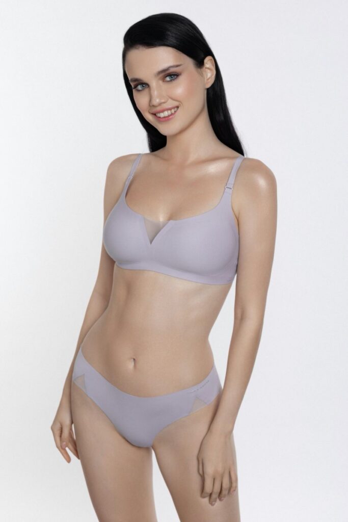 sku: S24-1093-O2-BZO-SZ | Brand: Marc Andre  | Size: 36 38 40 42 44 46  | Colors: Лиловый  | Бренды Marc&Andre | Трусы Нижнее белье Бразильяна | Title: Бразильяна TENDER SKIN