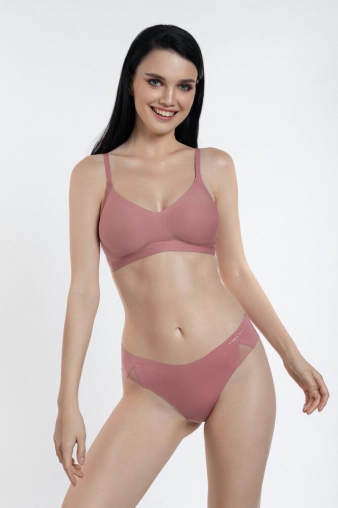 sku: S24-0993-O2-BZO-SZ | Brand: Marc Andre  | Size: 36 38 40 42 44 46  | Colors: Розовый  | Бренды Marc&Andre | Трусы Нижнее белье Бразильяна | Title: Бразильяна SECOND SKIN