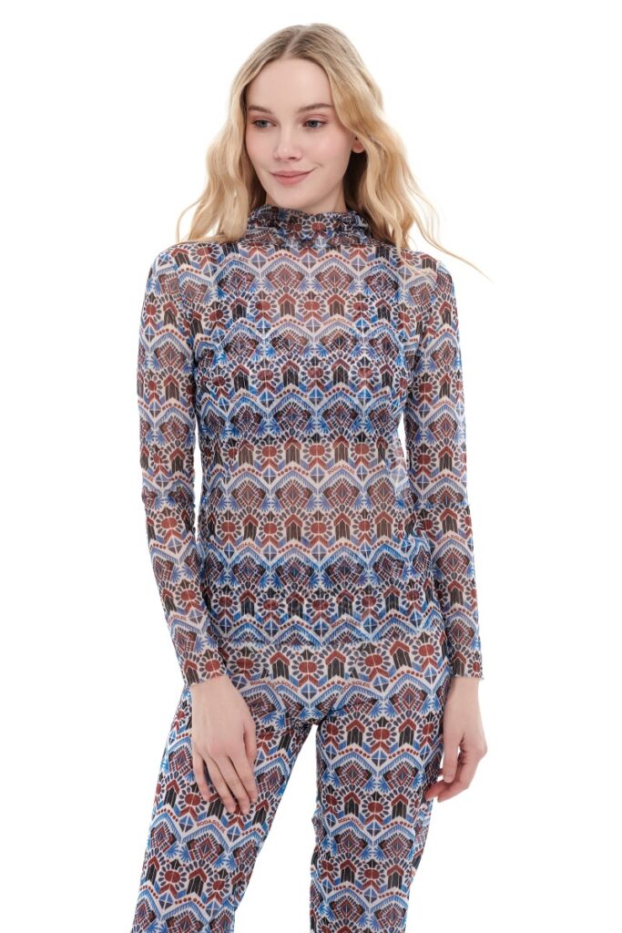 sku: 24000750 | Brand: RoDaSoleil  | Size: XSmall Small Medium Large  | Colors: Цветной  | Бренды RoDaSoleil | Пляжная одежда | Title: Футболка МАРРАКЕШ с капюшоном