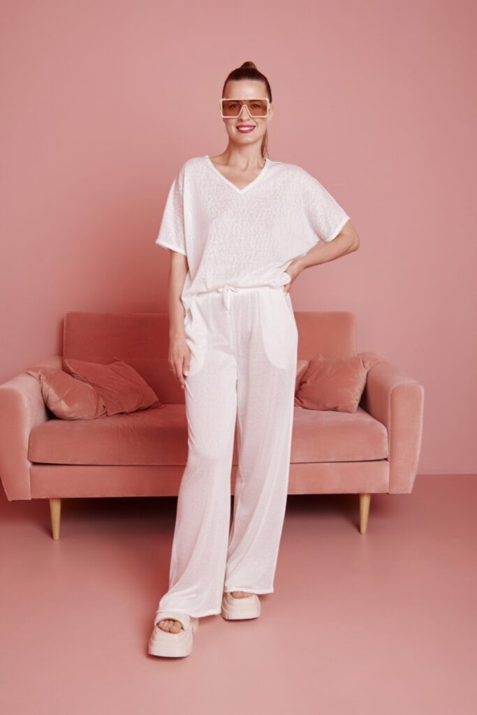 sku: F1-MILK-VJE-WH | Бренды SHAMANI | Пляжная одежда | Title: Футболка МОЛОКО