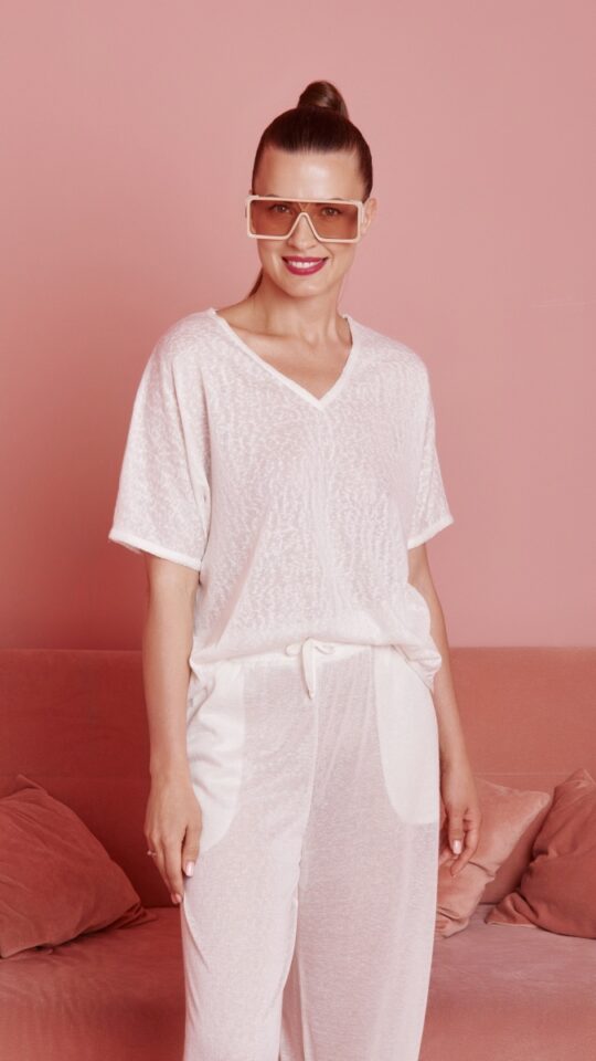 sku: F1-MILK-VJE-WH | Brand: SHAMANI  | Size: o/s  | Colors: Белый  | Бренды SHAMANI | Пляжная одежда | Title: Футболка МОЛОКО