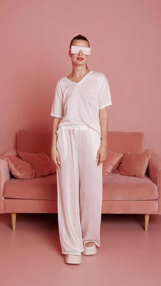 sku: F1-MILK-VJE-WH | Brand: SHAMANI  | Size: o/s  | Colors: Белый  | Бренды SHAMANI | Пляжная одежда | Title: Футболка МОЛОКО