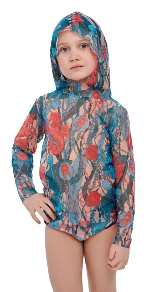 sku: 24002510 | Brand: RoDaSoleil  | Size: 104 110 116 122 128 134 140 146 152 158  | Colors: Цветной  | Бренды RoDaSoleil | Детские купальники | Title: Футболка МОРСКИЕ ЕДИНОРОГИ с капюшоном