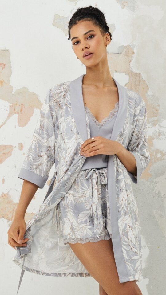 sku: ALICE | Brand: Aruelle  | Size: XSmall Small Medium Large XLarge XXLarge  | Colors: Серо-голубой  | Бренды Aruelle | Домашняя одежда Халаты | Title: Халат ALICE