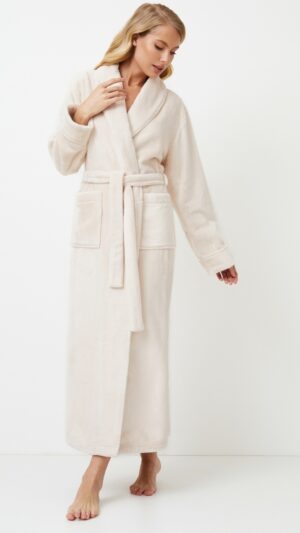 sku: CALLY | Brand: Aruelle  | Size: XSmall Small Medium Large XLarge XXLarge  | Colors: Светло-бежевый  | Бренды Aruelle | Домашняя одежда Халаты | Title: Халат CALLY
