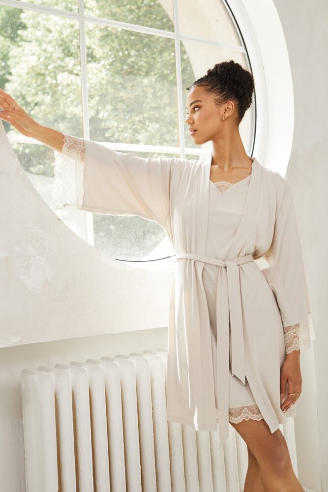 sku: EVELYN | Brand: Aruelle | Size: XSmall Small Medium Large XLarge XXLarge | Colors: Бежевый | Бренды Aruelle | Домашняя одежда Халаты | Title: Халат EVELYN