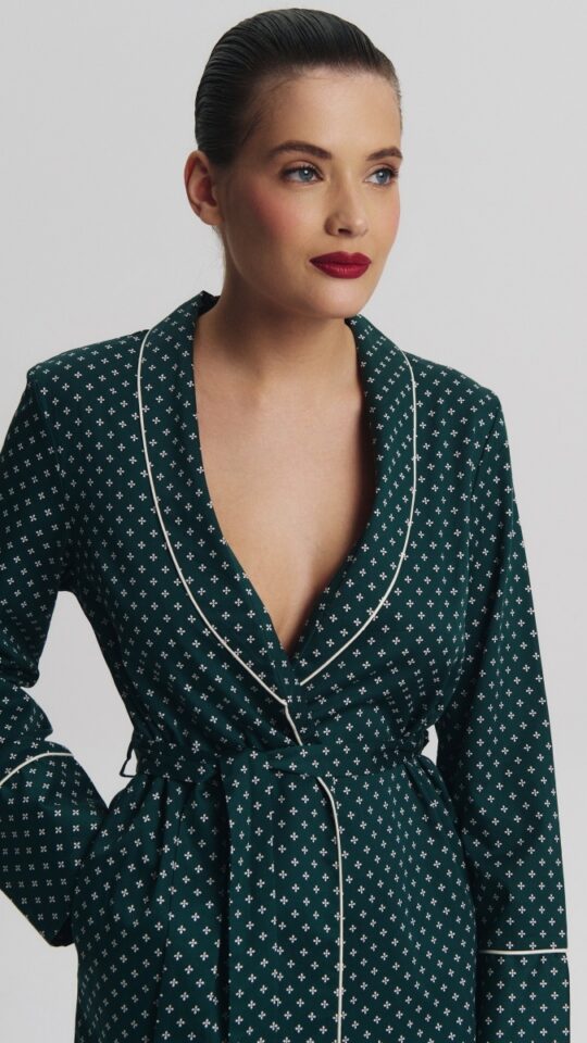 sku: GRISELLE | Brand: Aruelle  | Size: XSmall Small Medium Large XLarge XXLarge  | Colors: Зеленый  | Бренды Aruelle | Домашняя одежда Халаты | Title: Халат GRISELLE