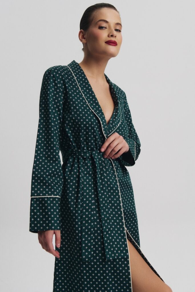 sku: GRISELLE | Brand: Aruelle  | Size: XSmall Small Medium Large XLarge XXLarge  | Colors: Зеленый  | Бренды Aruelle | Домашняя одежда Халаты | Title: Халат GRISELLE