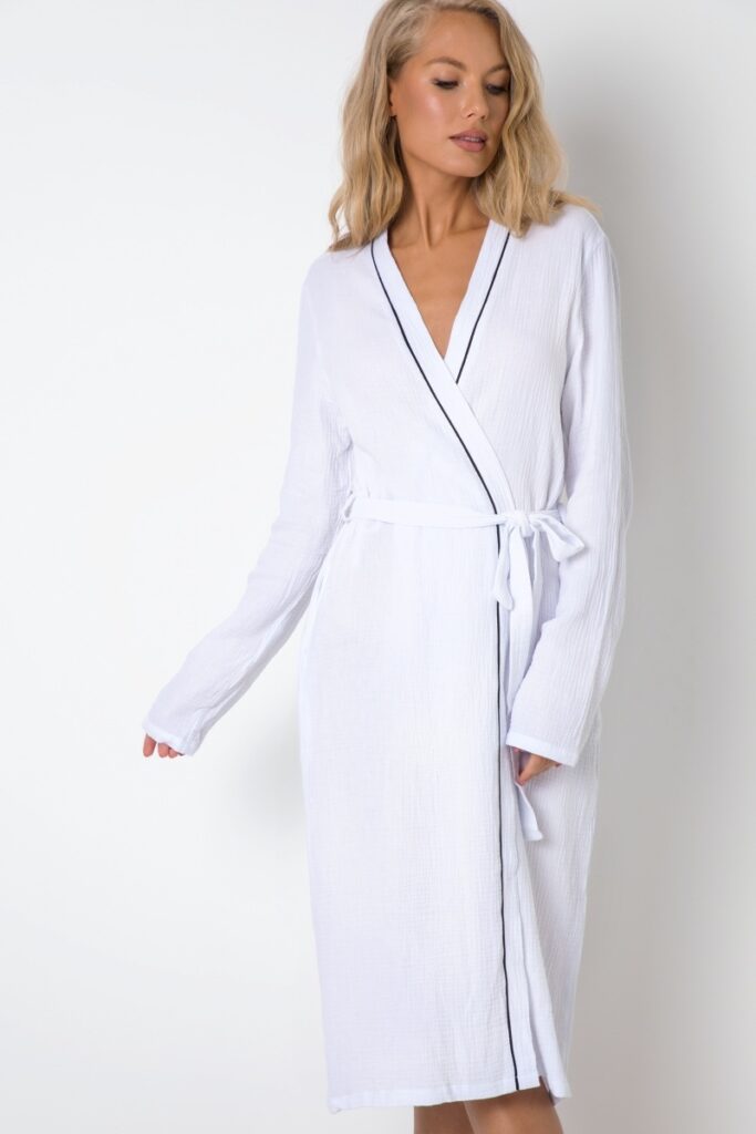 sku: MIRIAM WHITE | Brand: Aruelle  | Size: XSmall Small Medium Large XLarge XXLarge  | Colors: Белый  | Бренды Aruelle | Домашняя одежда Халаты | Title: Халат MIRIAM