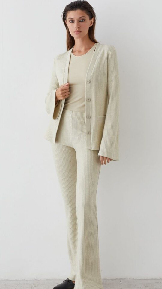 sku: 52086 | Brand: Laete  | Size: XSmall Small Medium Large  | Colors: Бежевый Бледно-золотой Серый  | Бренды Laete | Домашняя одежда Костюмы | Title: Костюм с брюками