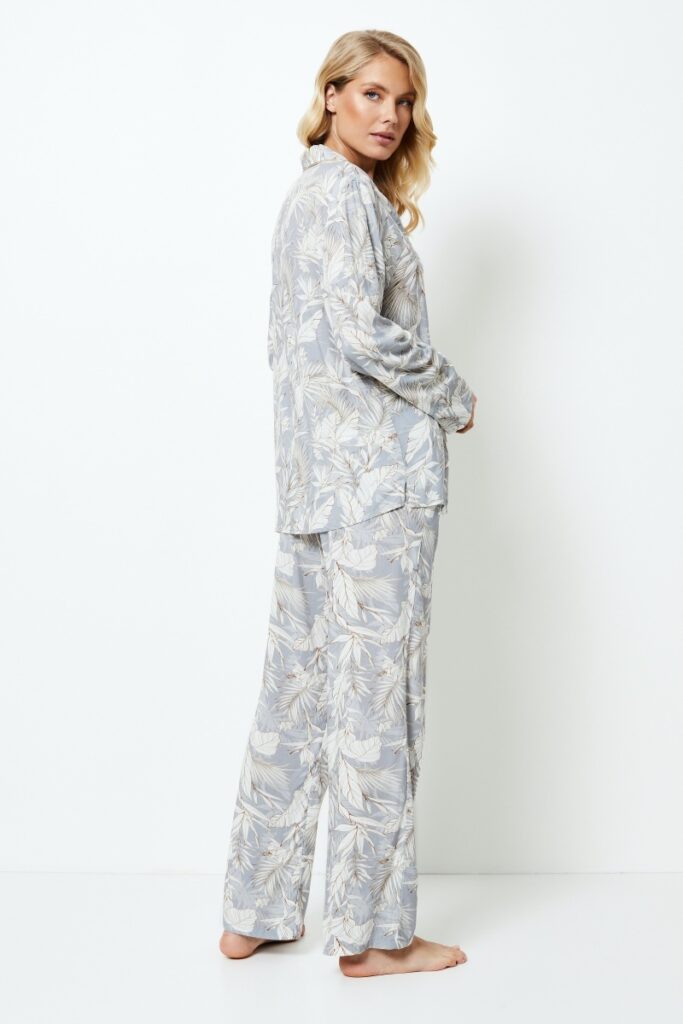 sku: ADORIA | Brand: Aruelle  | Size: XSmall Small Medium Large XLarge XXLarge  | Colors: Серо-голубой  | Бренды Aruelle | Домашняя одежда Пижамы | Title: Пижама с брюками ADORIA