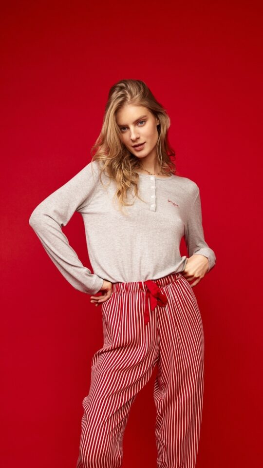 sku: CAMY | Brand: Aruelle  | Size: XSmall Small Medium Large XLarge XXLarge  | Colors: Красный/Серый  | Бренды Aruelle | Домашняя одежда Пижамы | Title: Пижама с брюками CAMY