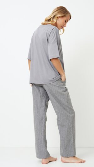 sku: CORY | Brand: Aruelle  | Size: XSmall Small Medium Large XLarge XXLarge  | Colors: Серый  | Бренды Aruelle | Домашняя одежда Пижамы | Title: Пижама с брюками CORY