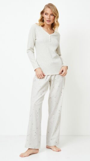 sku: DOREEN | Brand: Aruelle  | Size: XSmall Small Medium Large XLarge XXLarge  | Colors: Светло-серый  | Бренды Aruelle | Домашняя одежда Пижамы | Title: Пижама с брюками DOREEN