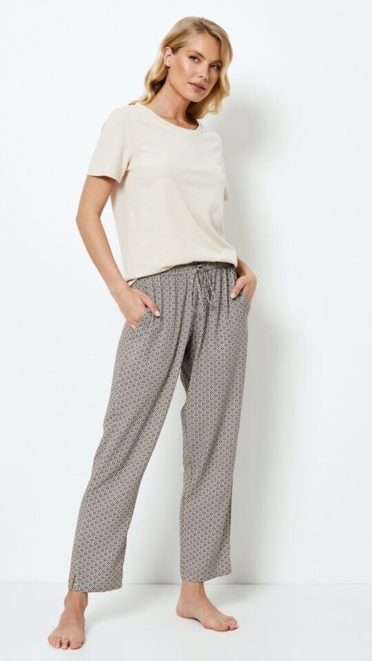 sku: JADE | Brand: Aruelle  | Size: XSmall Small Medium Large XLarge XXLarge  | Colors: Бежевый  | Бренды Aruelle | Домашняя одежда Пижамы | Title: Пижама с брюками JADE