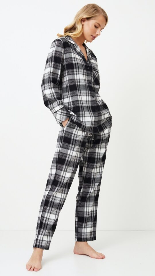 sku: JOAN | Brand: Aruelle  | Size: XSmall Small Medium Large XLarge XXLarge  | Colors: Черный/Белый  | Бренды Aruelle | Домашняя одежда Пижамы | Title: Пижама с брюками JOAN