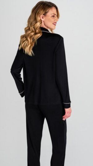 sku: W22-00SV400 | Brand: Marc Andre  | Size: 38 40 42 44 46  | Colors: Черный  | Бренды Marc&Andre | Домашняя одежда Пижамы | Title: Пижама с брюками TRUE ROMANCE