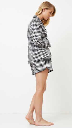 sku: PHILIPPA | Brand: Aruelle  | Size: XSmall Small Medium Large XLarge XXLarge  | Colors: Черный/Белый  | Бренды Aruelle | Домашняя одежда Пижамы | Title: Пижама с шортами PHILIPPA