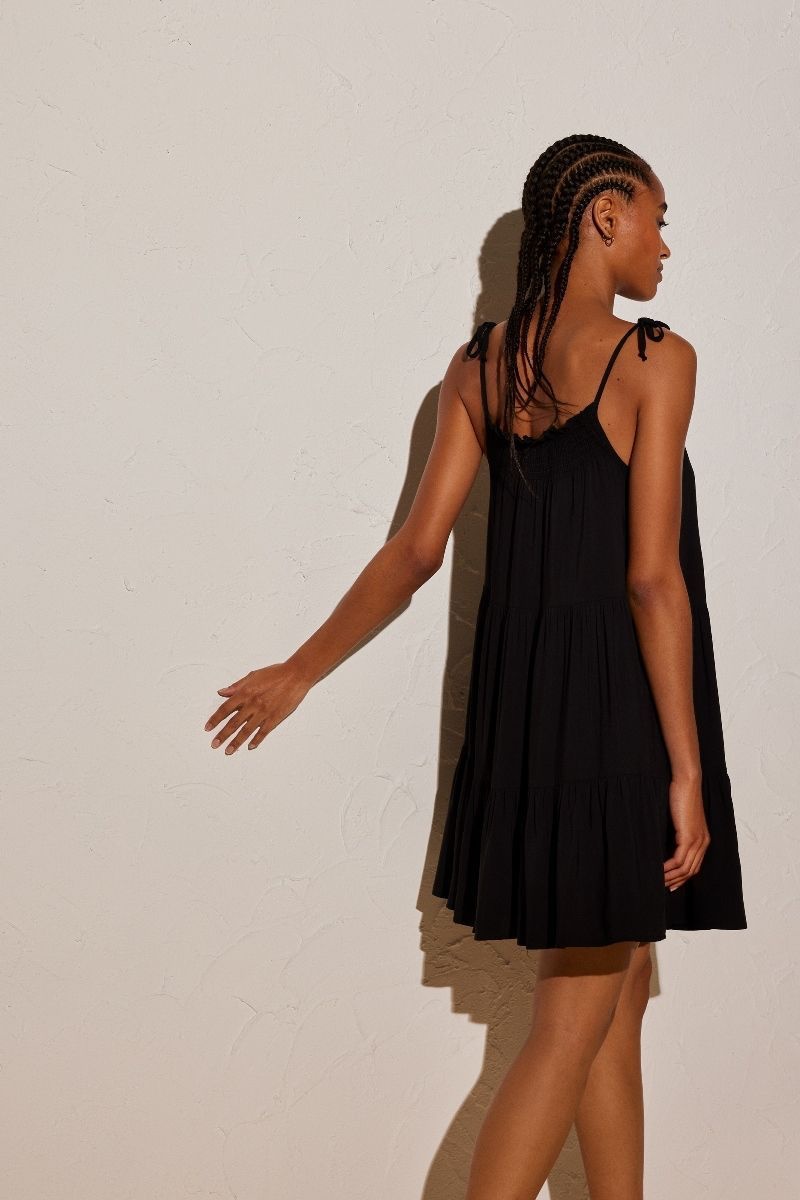 sku: 85944 | Brand: Ysabel Mora  | Size: Small Medium Large XLarge  | Colors: Черный  | Бренды Ysabel Mora | Пляжная одежда | Title: Платье