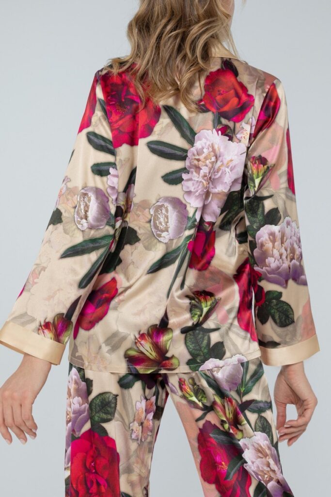 sku: W23-00SS107 | Brand: Marc Andre  | Size: 36 38 40 42 44  | Colors: Бежевый  | Бренды Marc&Andre | Домашняя одежда Рубашки | Title: Рубашка PETAL BEAUTY
