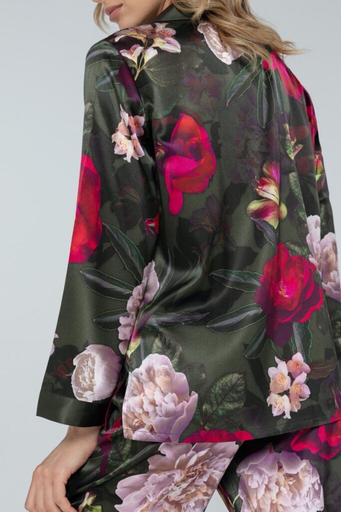 sku: W23-00SS207 | Brand: Marc Andre  | Size: 36 38 40 42 44  | Colors: Оливковый  | Бренды Marc&Andre | Домашняя одежда Рубашки | Title: Рубашка PETAL BEAUTY
