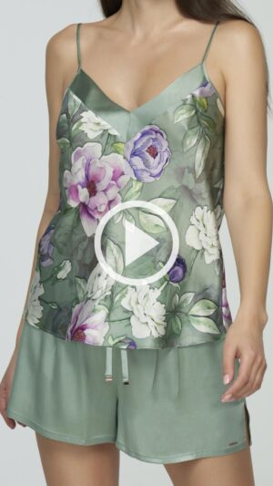 sku: S23-00SS112 | Brand: Marc Andre  | Size: 36 38 40 42 44 46  | Colors: Зеленый  | Бренды Marc&Andre | Домашняя одежда Шорты | Title: Шорты SILK PEONY