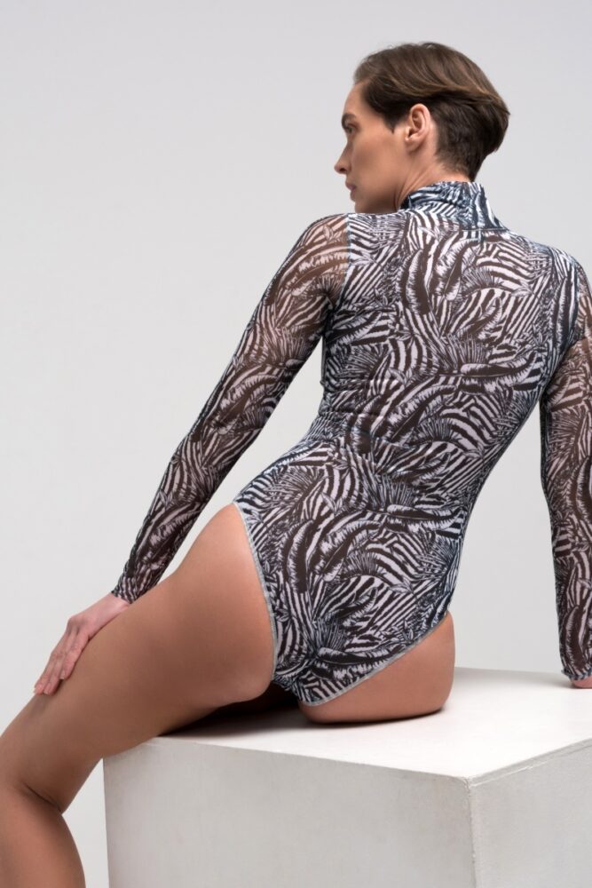 sku: 23003694 | Brand: RoDaSoleil | Size: XSmall Small Medium Large XLarge | Colors: Серый | Бренды RoDaSoleil | Купальники Слитные | Title: Слитный купальник ПСЕВДОЗЕБРА