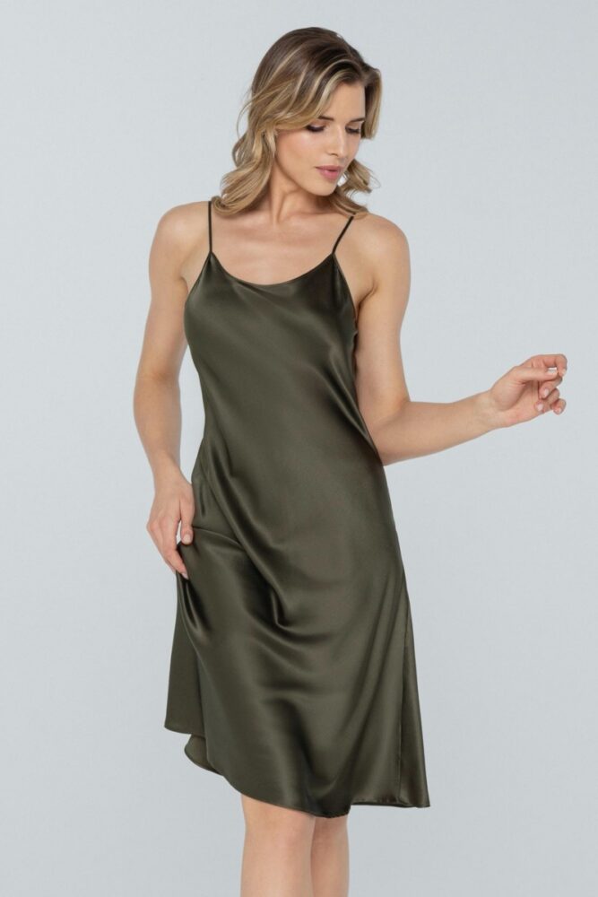 sku: W23-00SS203-L | Brand: Marc Andre  | Size: 36 38 40 42 44 46  | Colors: Оливковый  | Бренды Marc&Andre | Домашняя одежда Сорочки | Title: Сорочка PETAL BEAUTY