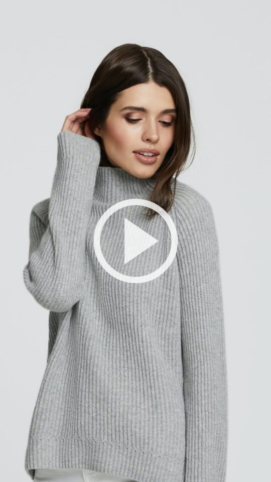 sku: W23-00CH1519 | Brand: Marc Andre  | Size: 36 38 40 42 44  | Colors: Серый  | Бренды Marc&Andre | Кашемир Джемперы | Title: Свитер DELIGHTFUL