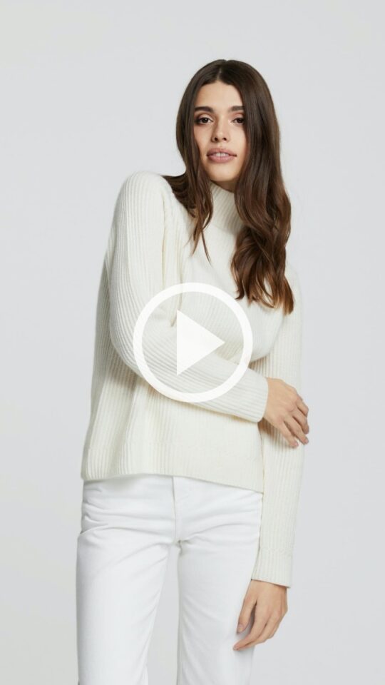 sku: W23-00CH1619 | Brand: Marc Andre  | Size: 36 38 40 42 44  | Colors: Белый  | Бренды Marc&Andre | Кашемир Джемперы | Title: Свитер DELIGHTFUL