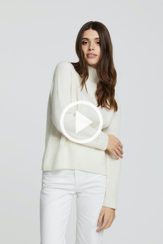 sku: W23-00CH1619 | Brand: Marc Andre  | Size: 36 38 40 42 44  | Colors: Белый  | Бренды Marc&Andre | Кашемир Джемперы | Title: Свитер DELIGHTFUL