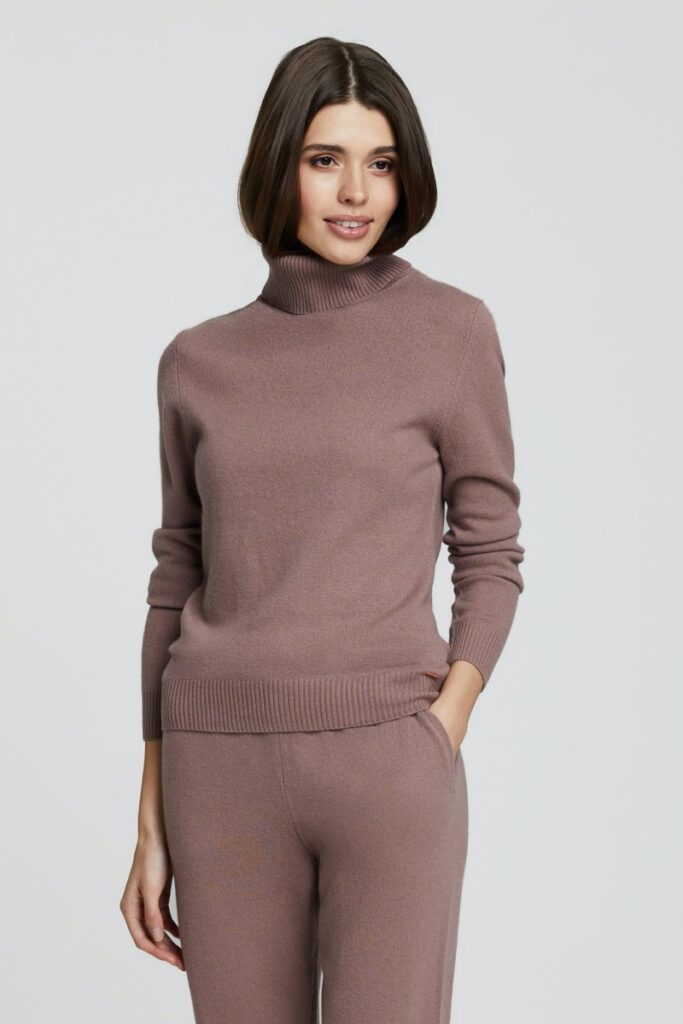 sku: W22-00CH0410 | Brand: Marc Andre  | Size: 36 38 40 42 44 46  | Colors: Коричневый  | Бренды Marc&Andre | Кашемир Брюки | Title: Брюки ENTWINED