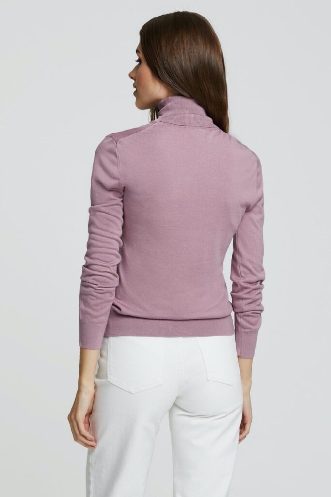sku: W21-00SC518 | Brand: Marc Andre  | Size: 36 38 40 42 44  | Colors: Розовый  | Бренды Marc&Andre | Кашемир Джемперы | Title: Свитер-водолазка LAVISH SENSE