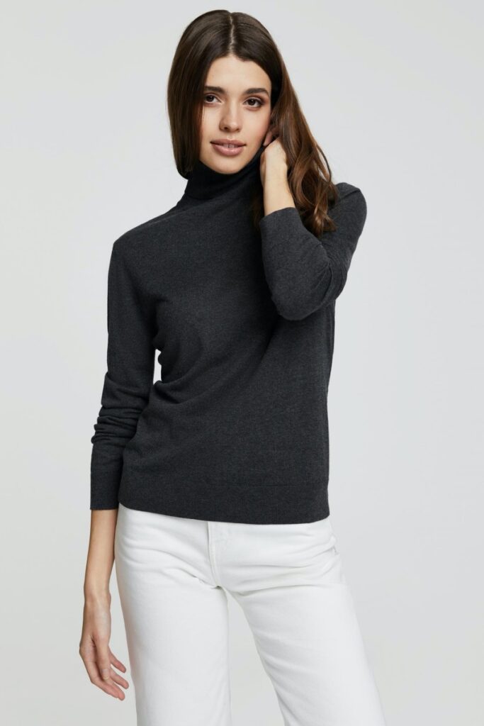 sku: W21-00SC318 | Brand: Marc Andre  | Size: 36 38 40 42 44  | Colors: Серый  | Бренды Marc&Andre | Кашемир Джемперы | Title: Свитер-водолазка LAVISH SENSE