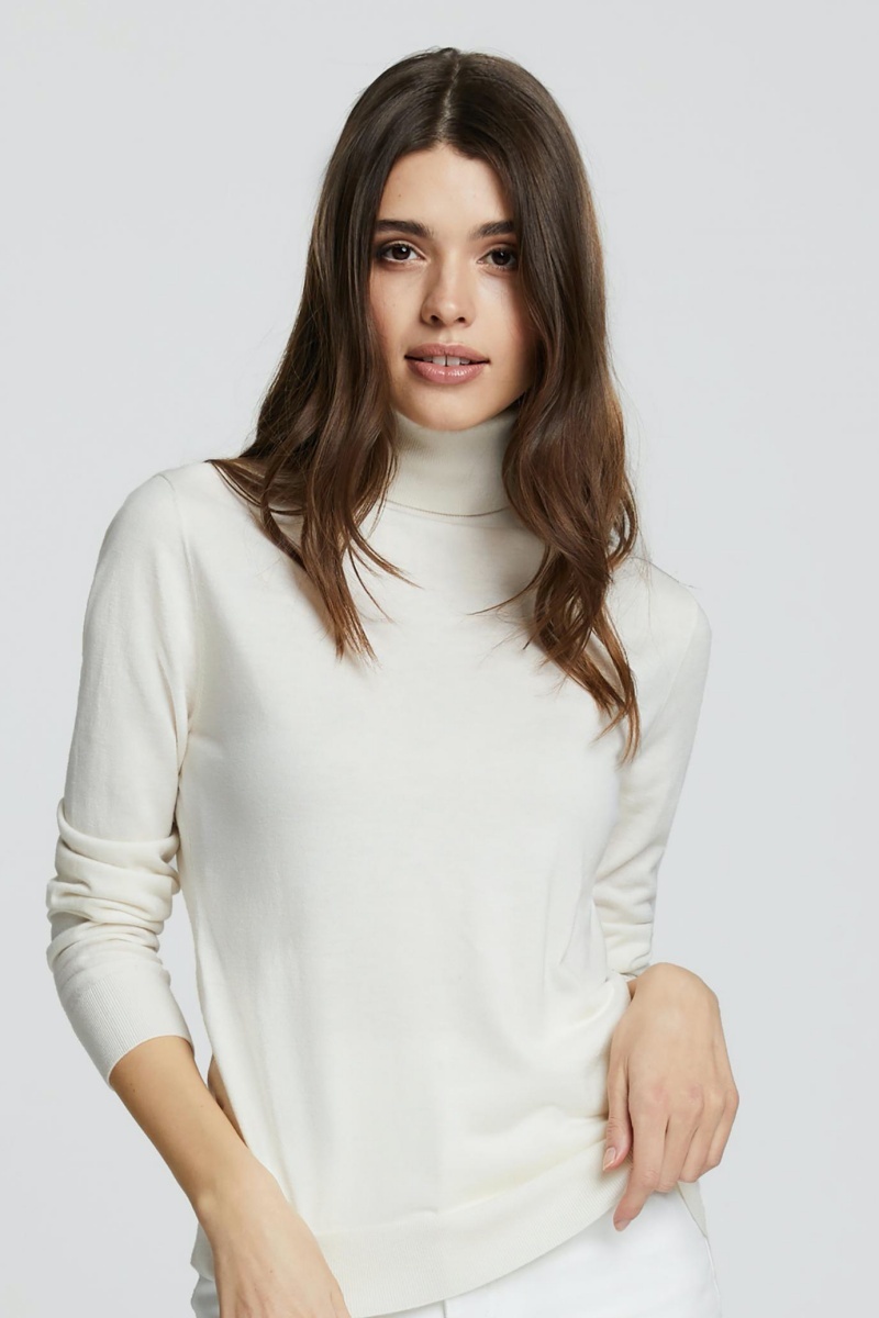 sku: W22-00SC0418 | Brand: Marc Andre | Size: 36 38 40 42 44 | Colors: Белый | Бренды Marc&Andre | Кашемир Джемперы | Title: Свитер-водолазка LAVISH SENSE