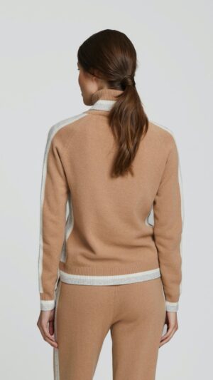 sku: W23-00CH0318 | Brand: Marc Andre  | Size: 36 38 40 42 44 46  | Colors: Бежевый  | Бренды Marc&Andre | Кашемир Джемперы | Title: Свитер-водолазка TINDED AVENUES