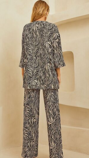 sku: 56454 | Brand: Laete  | Size: XL/2XL XS/S M/L  | Colors: Зебра жаккард  | Бренды Laete | Пляжная одежда | Title: Топ