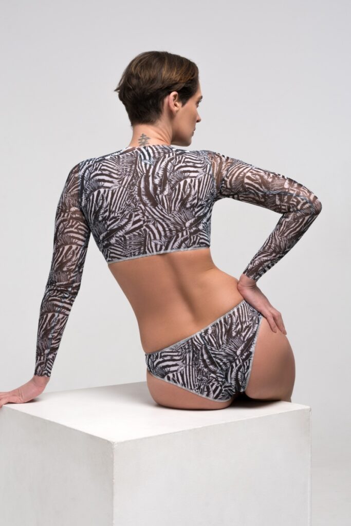 sku: 23099994 | Brand: RoDaSoleil  | Size: XSmall Small Medium Large XLarge  | Colors: Серый  | Бренды RoDaSoleil | Купальники Раздельные | Title: Топ ПСЕВДОЗЕБРА