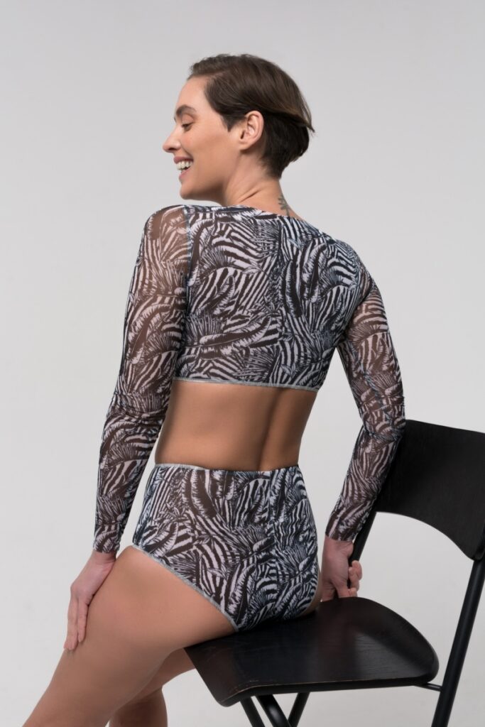 sku: 23099994 | Brand: RoDaSoleil  | Size: XSmall Small Medium Large XLarge  | Colors: Серый  | Бренды RoDaSoleil | Купальники Раздельные | Title: Топ ПСЕВДОЗЕБРА