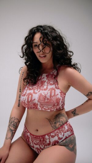 sku: 22019931 | Brand: Roda Soleil  | Size: XSmall Small Medium Large XLarge  | Colors: Красный  | Бренды RoDa Soleil | Купальники Раздельные | Title: Топ спортивный АНТИК