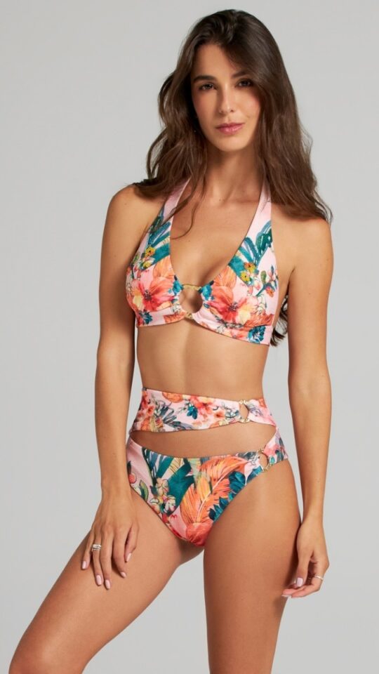 sku: 25052B | Brand: Cosita Linda  | Size: Small Medium Large XLarge  | Colors: Мульти  | Бренды Cosita Linda | Купальники Раздельные | Title: Треугольный топ EXOTIC LEAVES