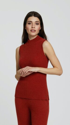 sku: W23-00CH0505 | Brand: Marc Andre  | Size: 36 38 40 42 44  | Colors: Красный  | Бренды Marc&Andre | Кашемир Джемперы | Title: Водолазка без рукавов ELEGANT CONTUR