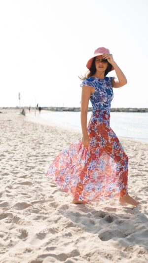 sku: 23000342 | Brand: Roda Soleil  | Size: L/XL S/M Onesize  | Colors: Красный  | Бренды RoDa Soleil | Пляжная одежда | Title: Юбка ГРАНАТЫ КРАСНЫЕ